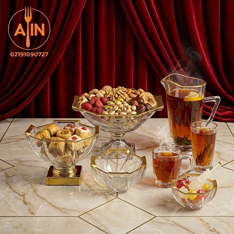 فنجان اسکوئر لب طلا